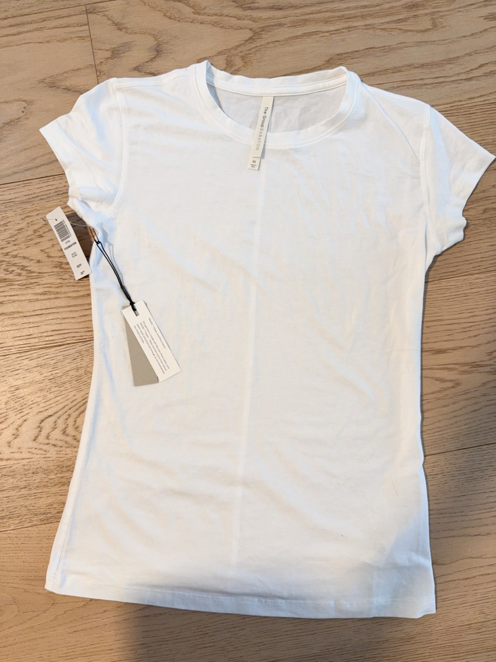 NWT 76783 Aritzia foundation white XS